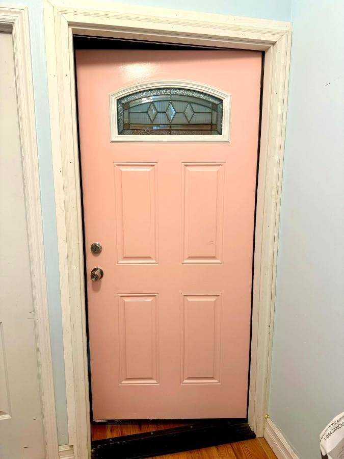 The Waltham Private Room & Bathroom John F Kennedy Jfk Lga Airport Manhattan Penn Station Bullet-Train 15 Min New York Exteriör bild